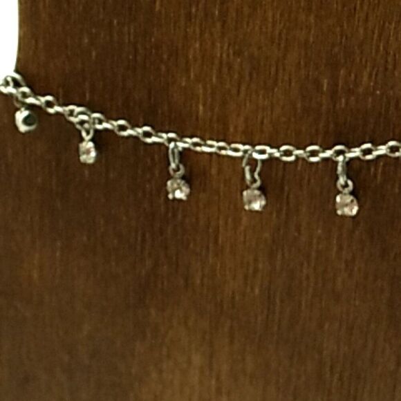 Silver-tone Tiny Dangling Crystal Drops Lightweight Bracelet-Anklet NWOT - Picture 12 of 13